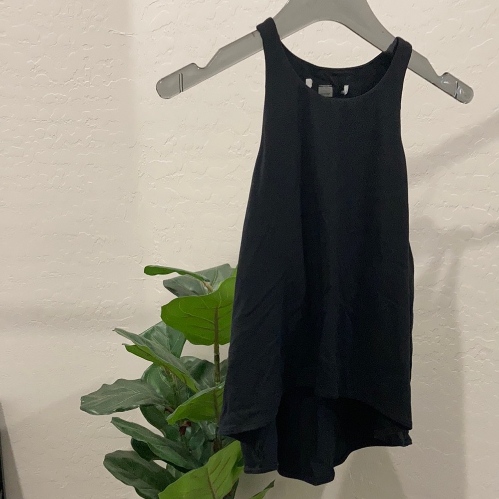 Black Tank